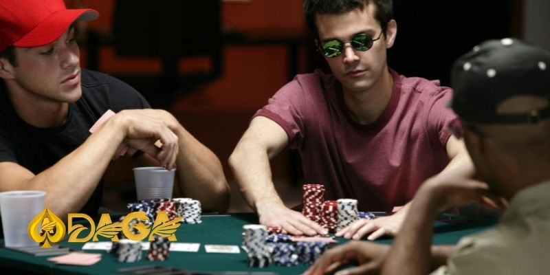 Học hỏi mẹo chơi Poker từ cao thủ giúp trăm trận trăm thắng Meo choi poker 3